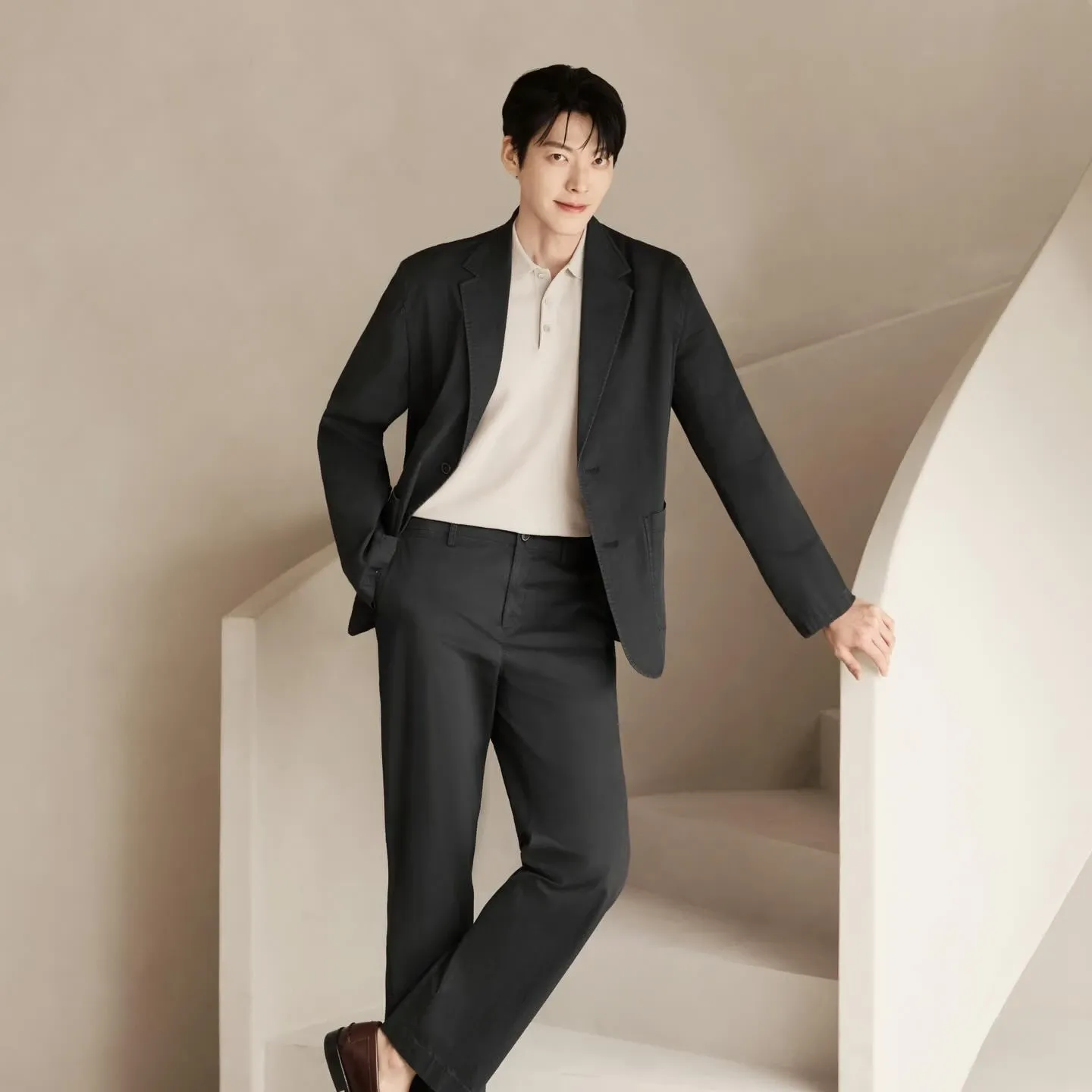 Recent activity shot of Kim Woobin