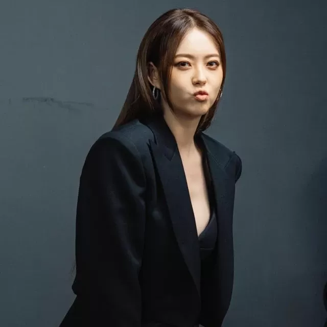 Latest photo of Go Ara