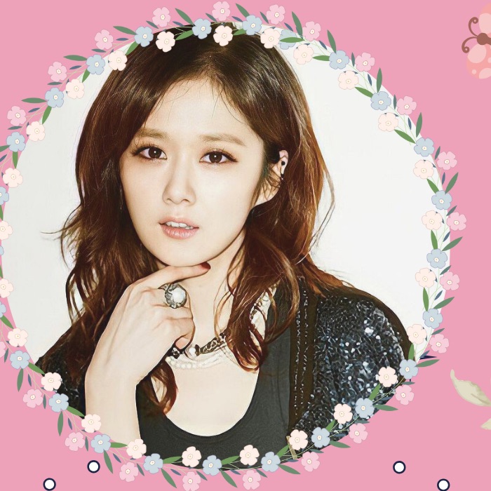 A moment captured by a fan of Jang Nara