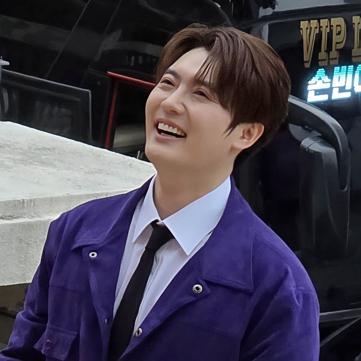 Behind-the-scenes cut of Son Binah