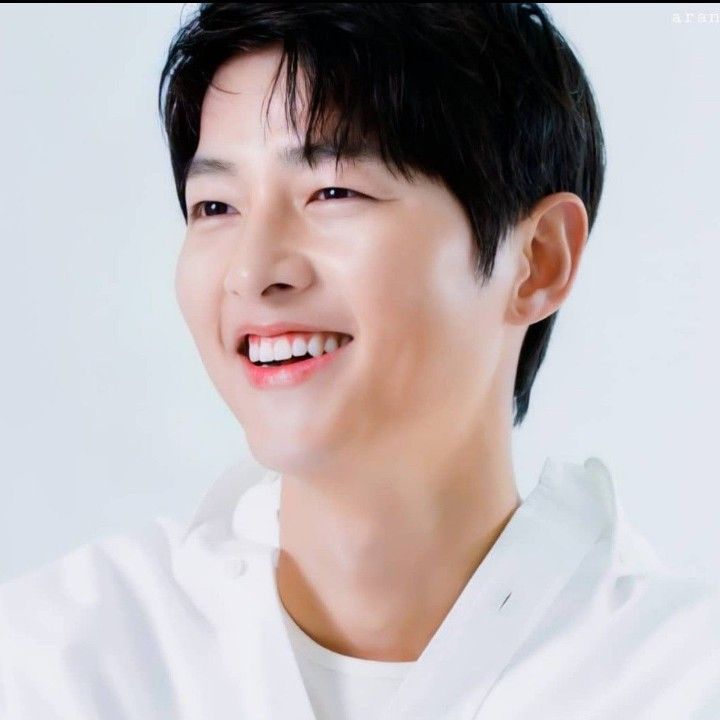 ソン・ジュンギの最近の活動ショット