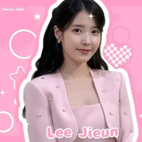 Today’s standout profile photo of IU on Choeaedol Celeb