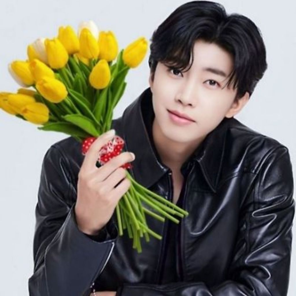 Cuplikan di balik layar dari Lim Youngwoong