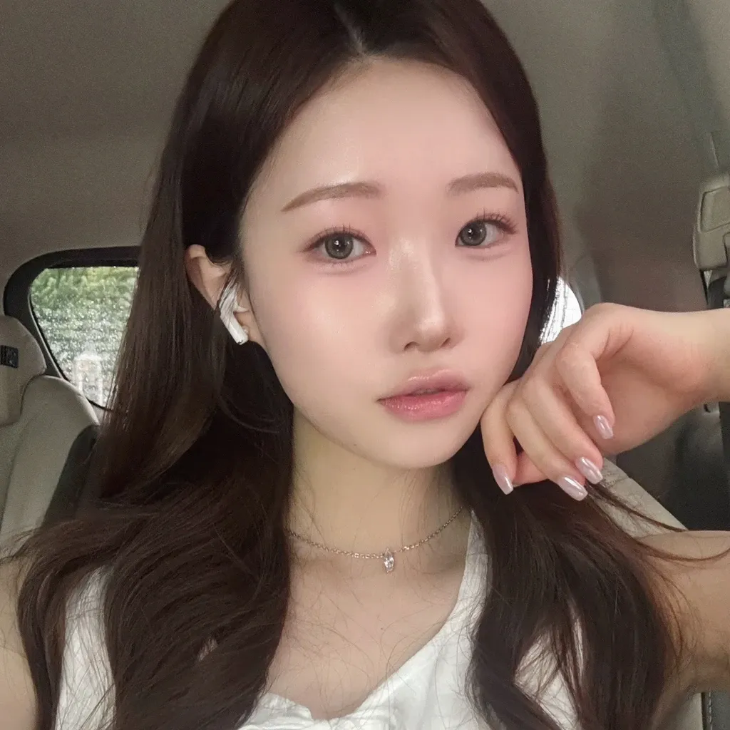 A moment captured by a fan of Jung Seojoo