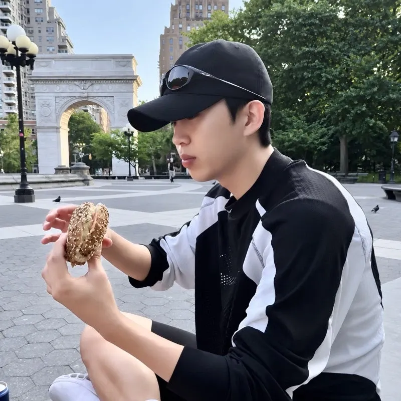 A moment captured by a fan of Lim Youngwoong