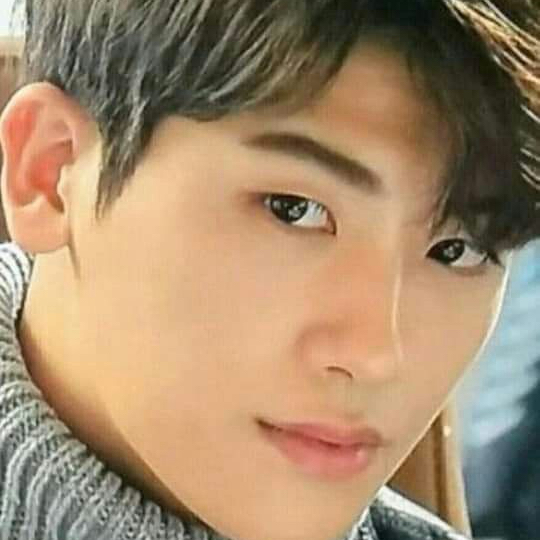 A moment captured by a fan of Park Hyungsik