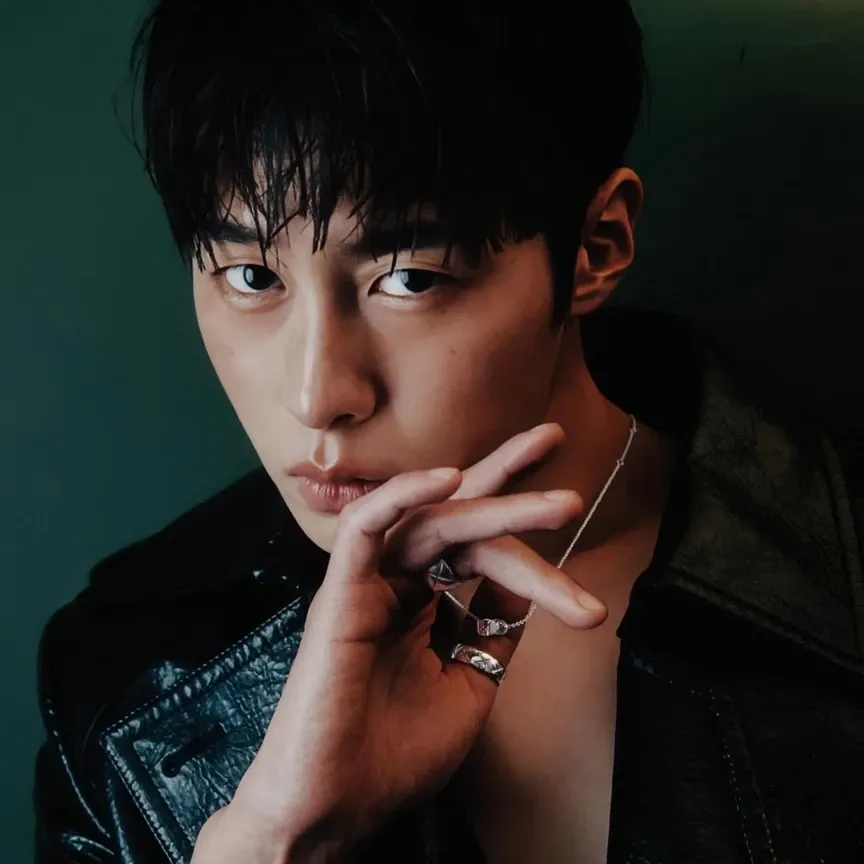 Latest photo of Lee Jaewook