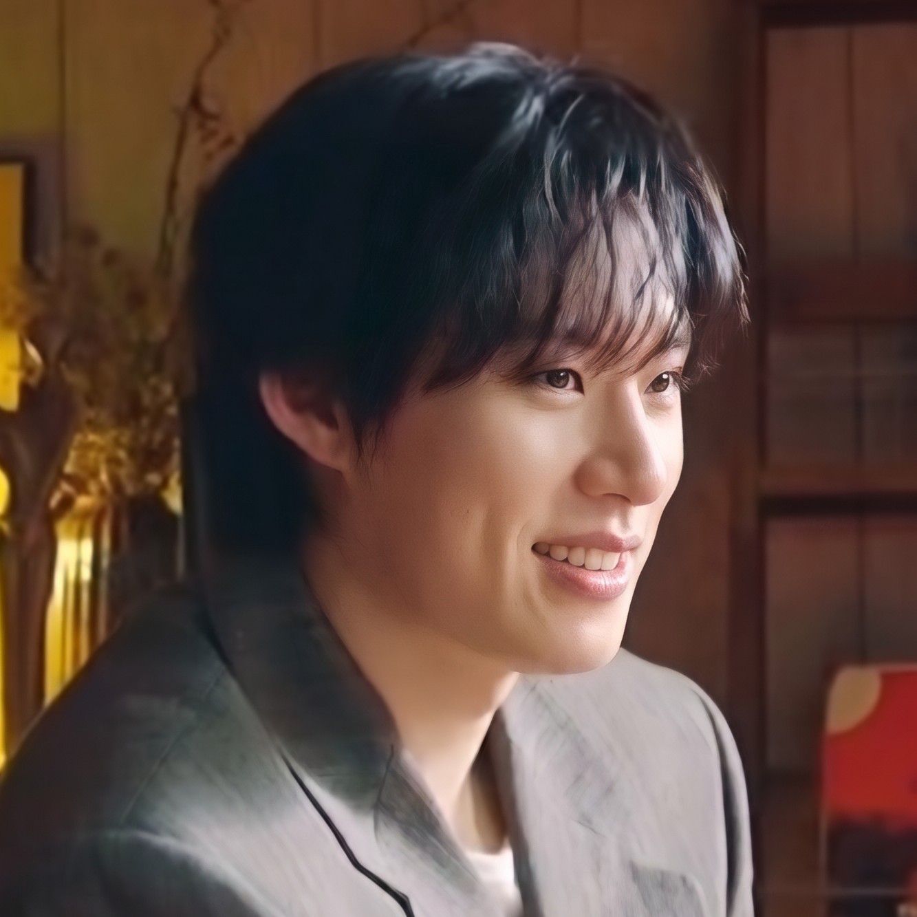 Behind-the-scenes cut of Kim Sungcheol