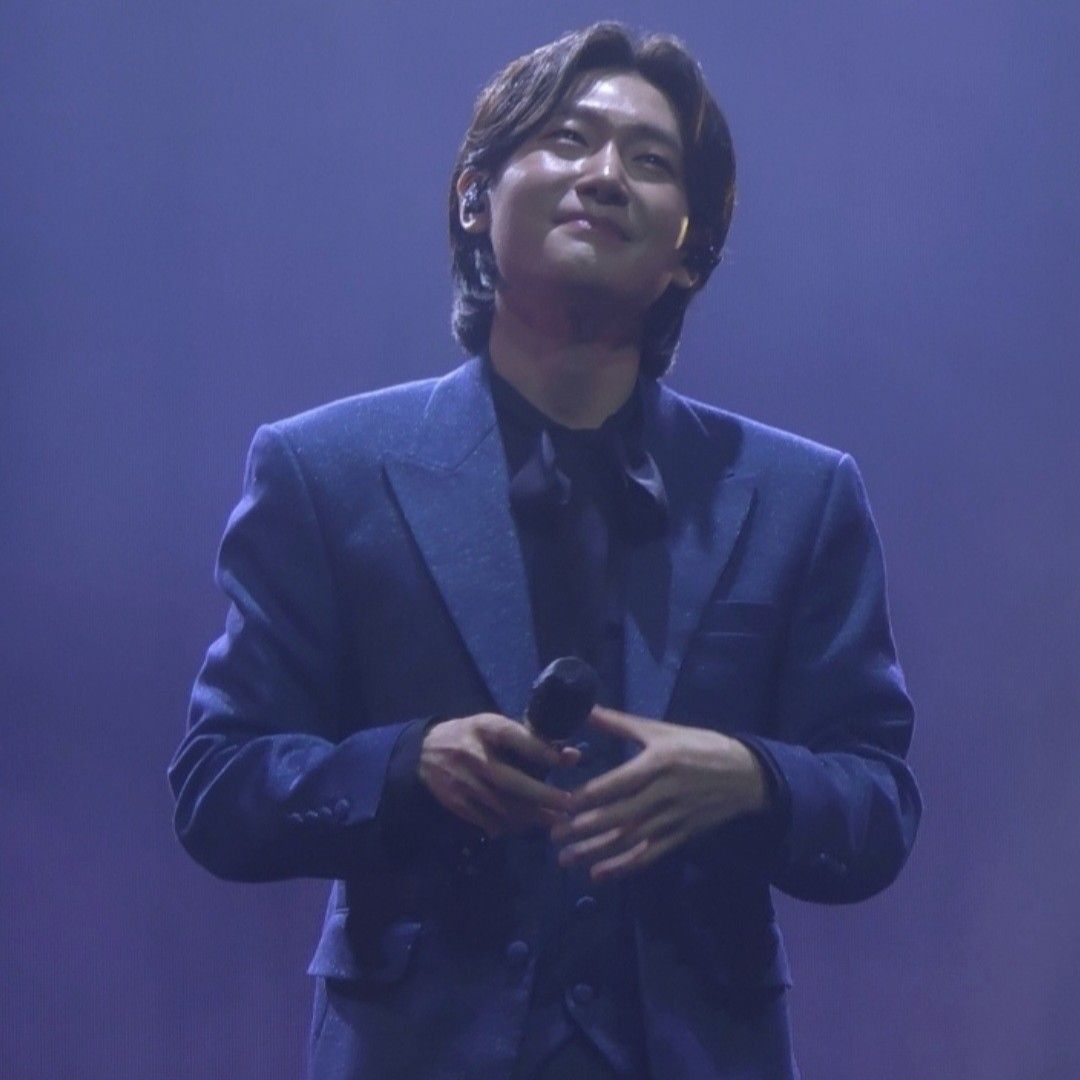 지금 주목받는 셀럽 게시글