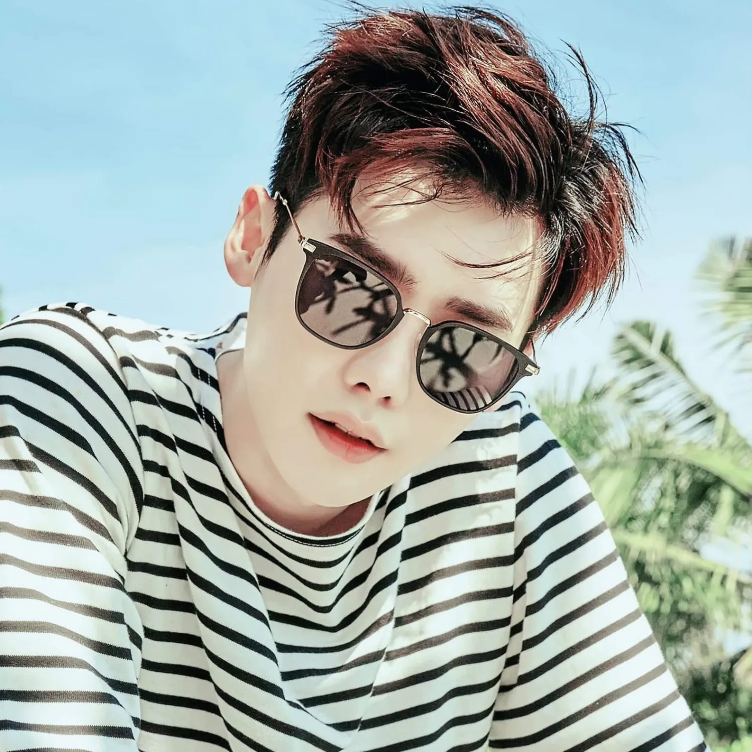 Recent activity shot of Lee Jongsuk