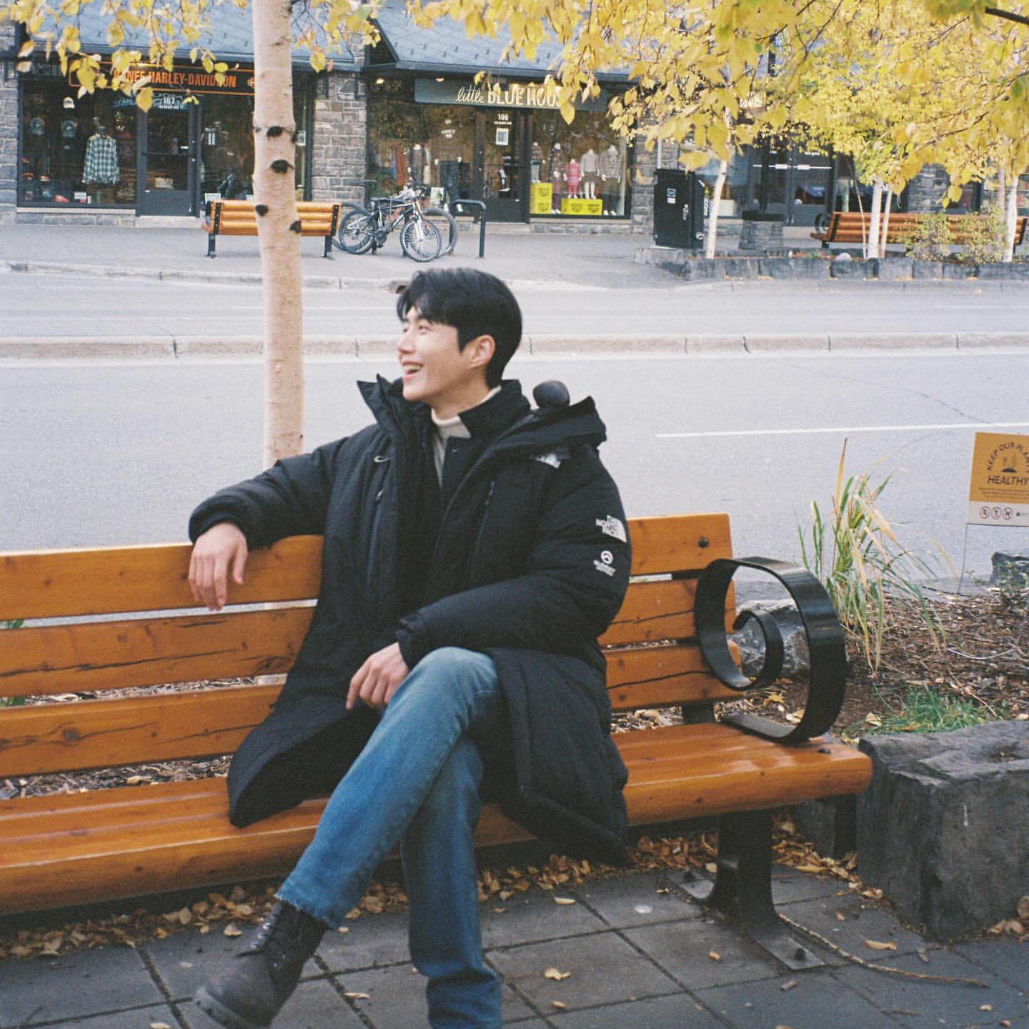 キム・ソンホの最近の活動ショット