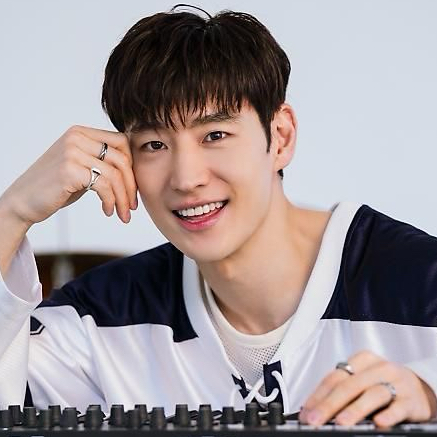 Recent activity shot of Lee Jaehoon