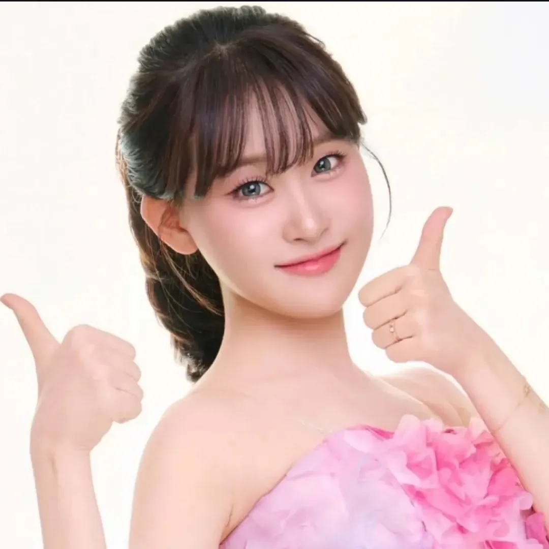 김다현의 최신 사진