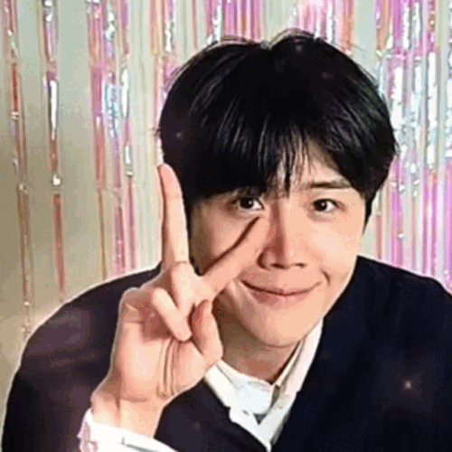 A moment captured by a fan of Kim Seonho