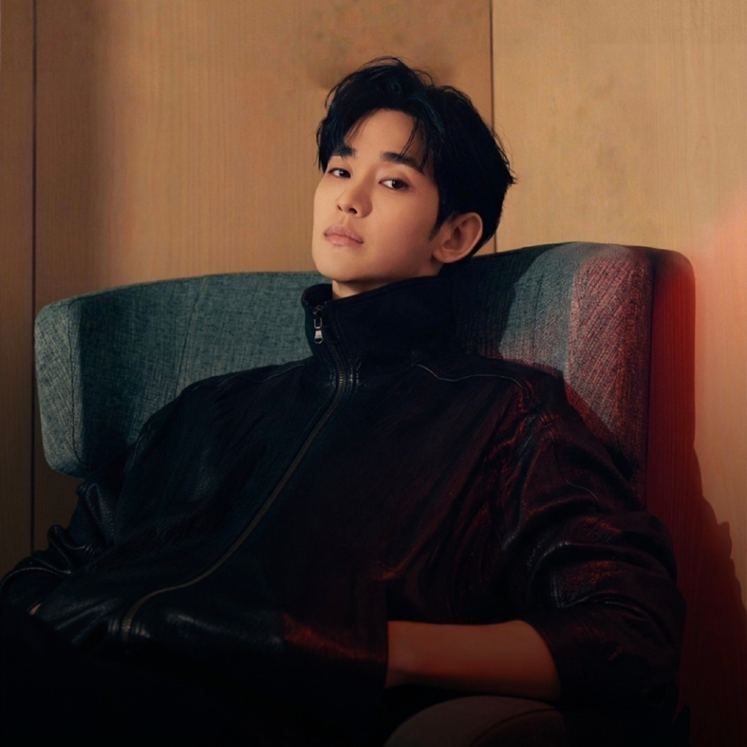 A moment captured by a fan of Kim Soohyun