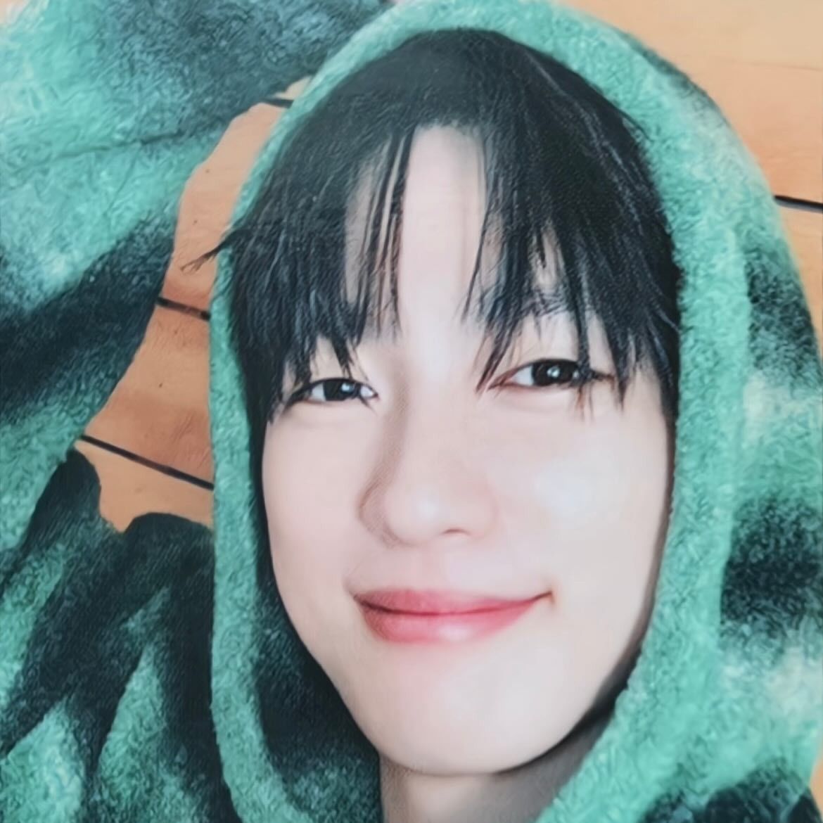 Recent activity shot of Park Jinyoung