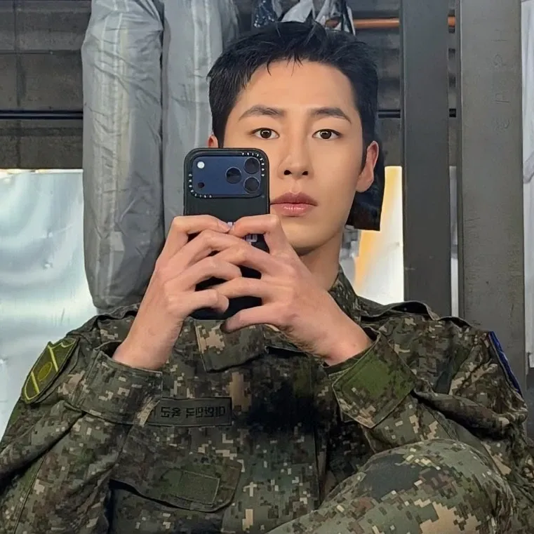 Latest photo of Lee Jaewook
