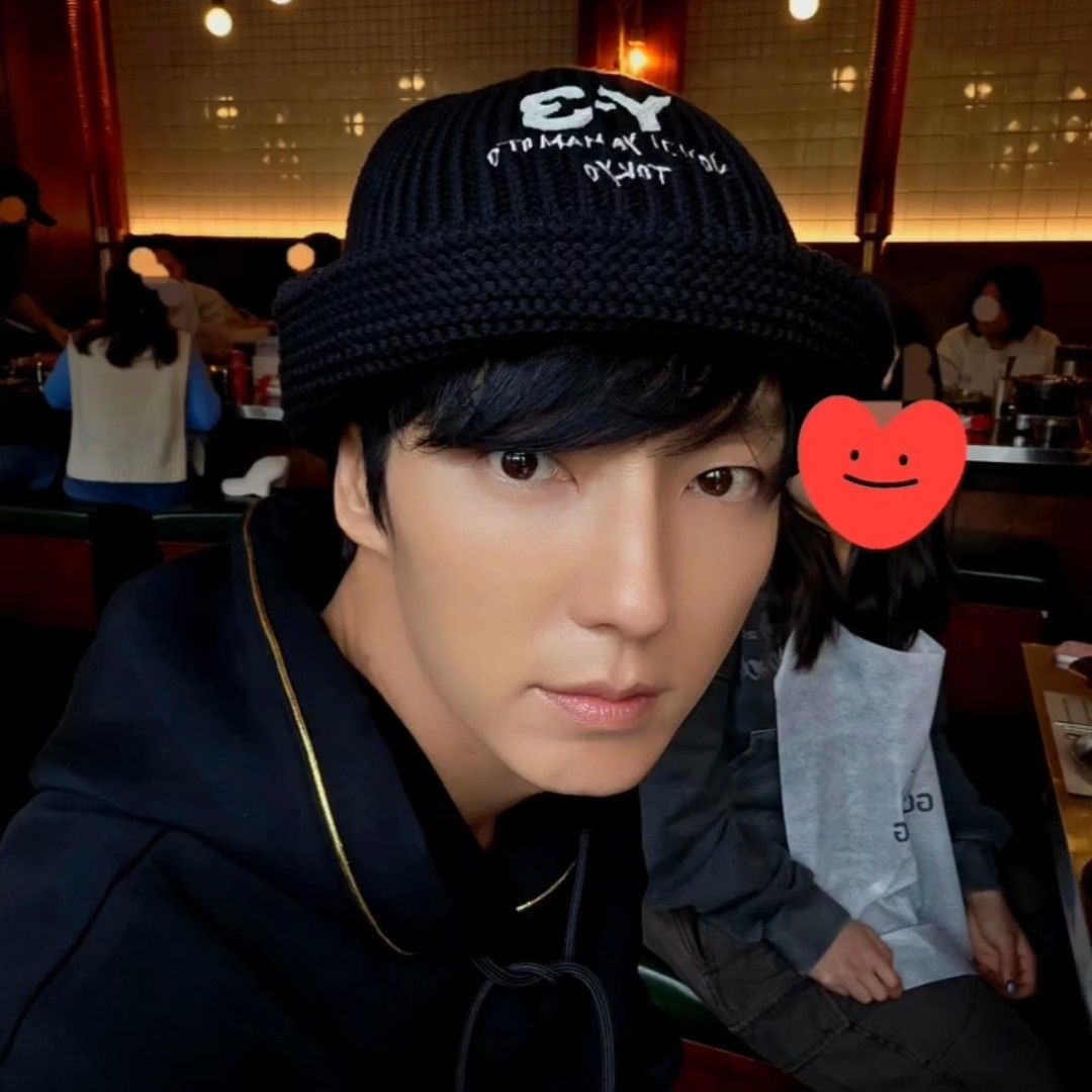 Latest photo of Lee Joongi