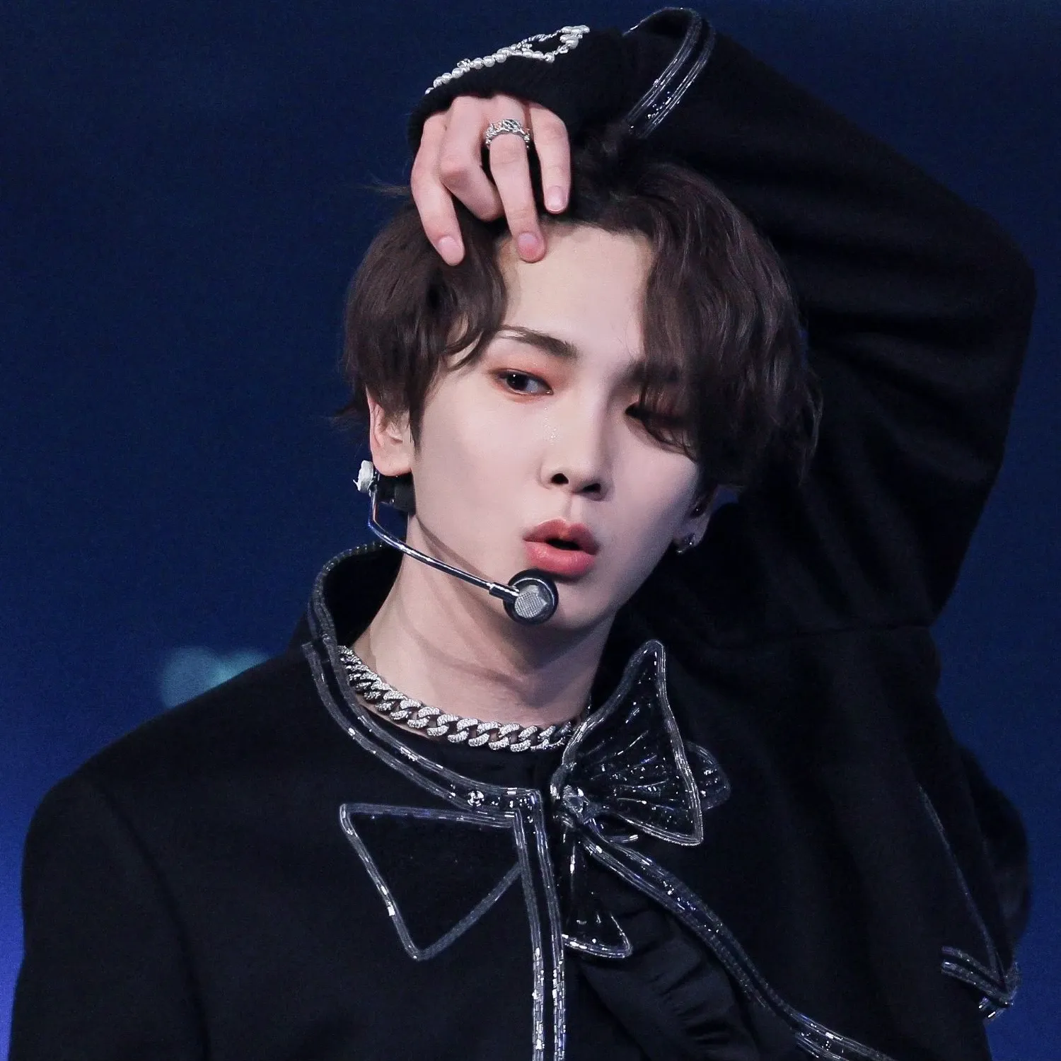 Behind-the-scenes cut of Key