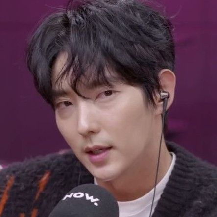 Behind-the-scenes cut of Lee Joongi