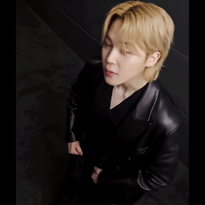 A moment captured by a fan of Ha Jimin