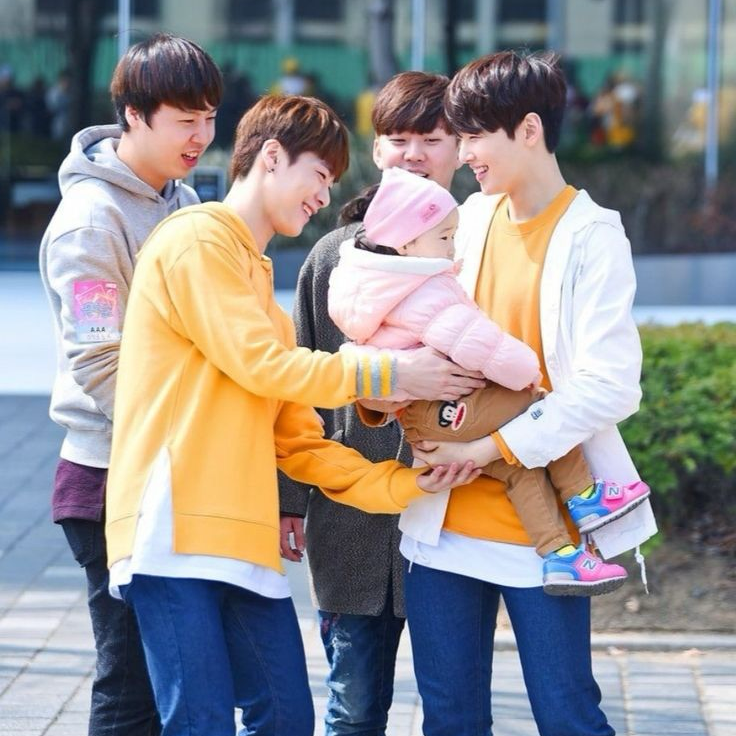 チャ・ウヌの最近の活動ショット