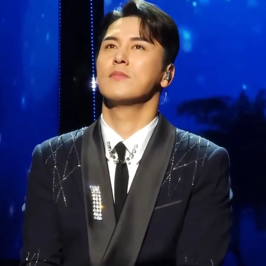 Behind-the-scenes cut of Jang Minho