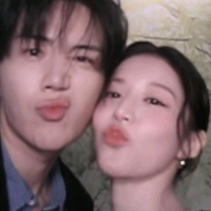 キム・ソンホの最近の活動ショット