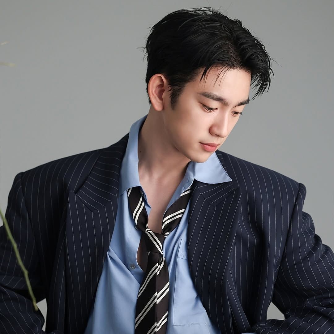 Foto terbaru dari Park Jinyoung