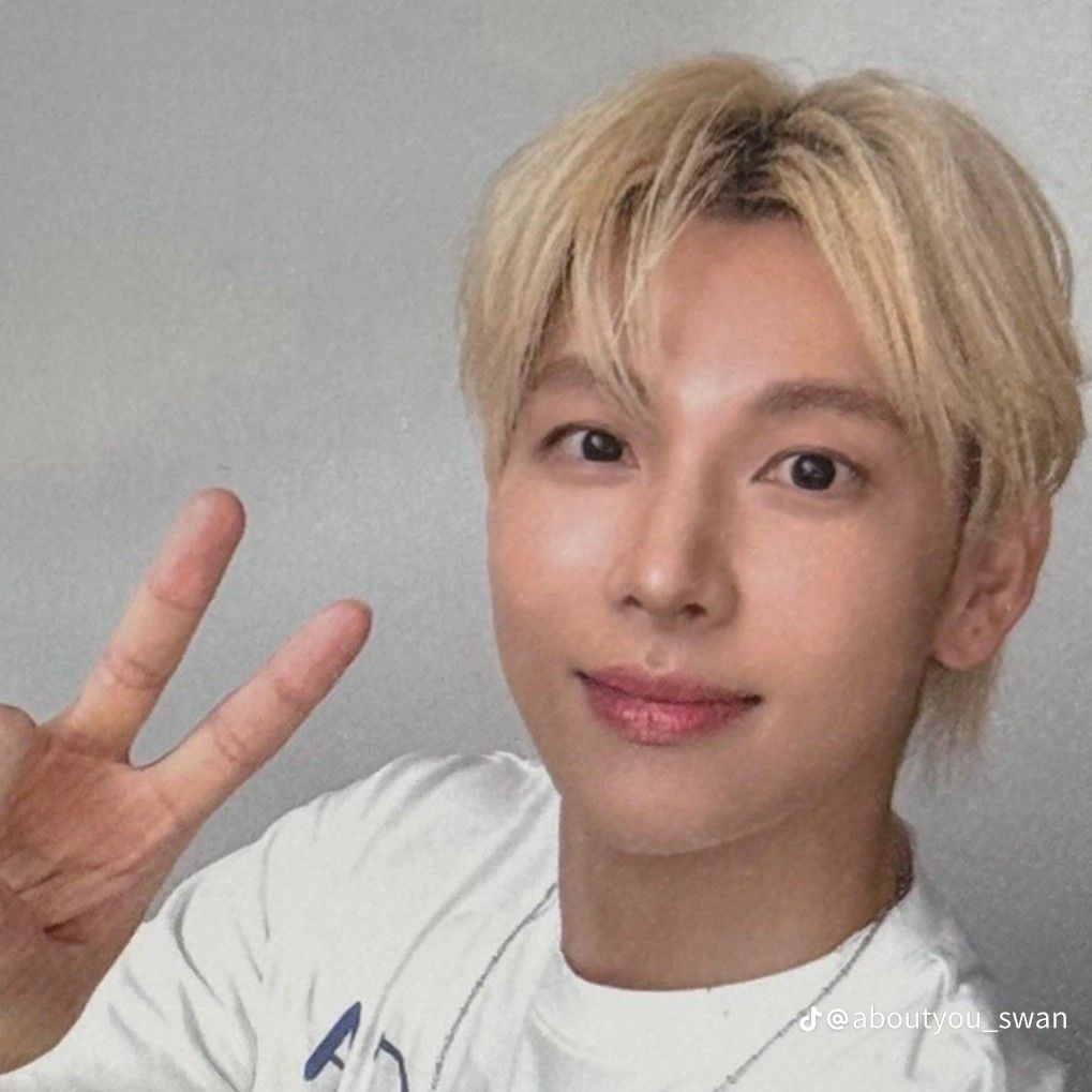 A moment captured by a fan of Yim Siwan