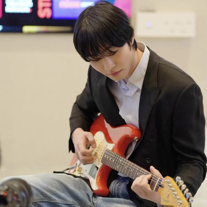 安孝燮的最新照片