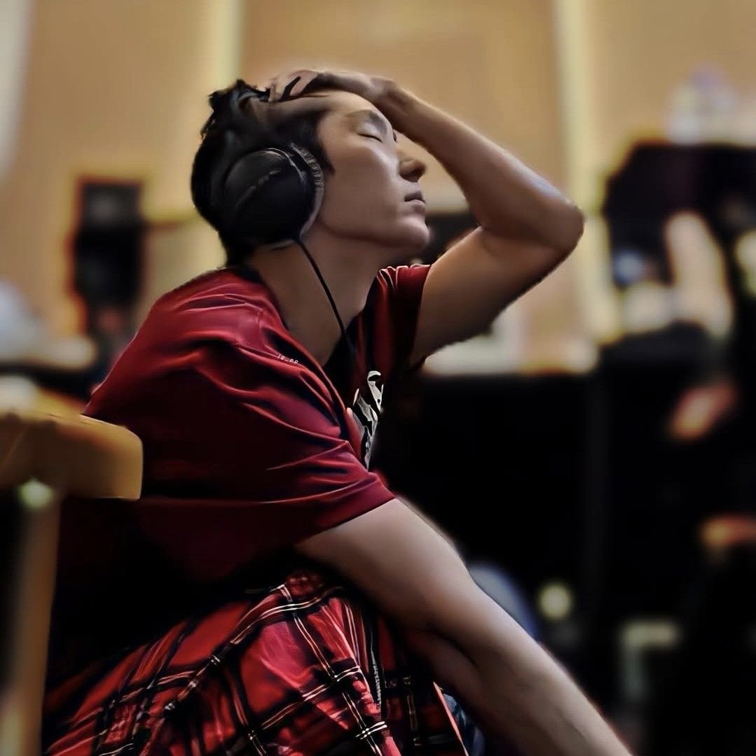 Latest photo of Lee Joongi