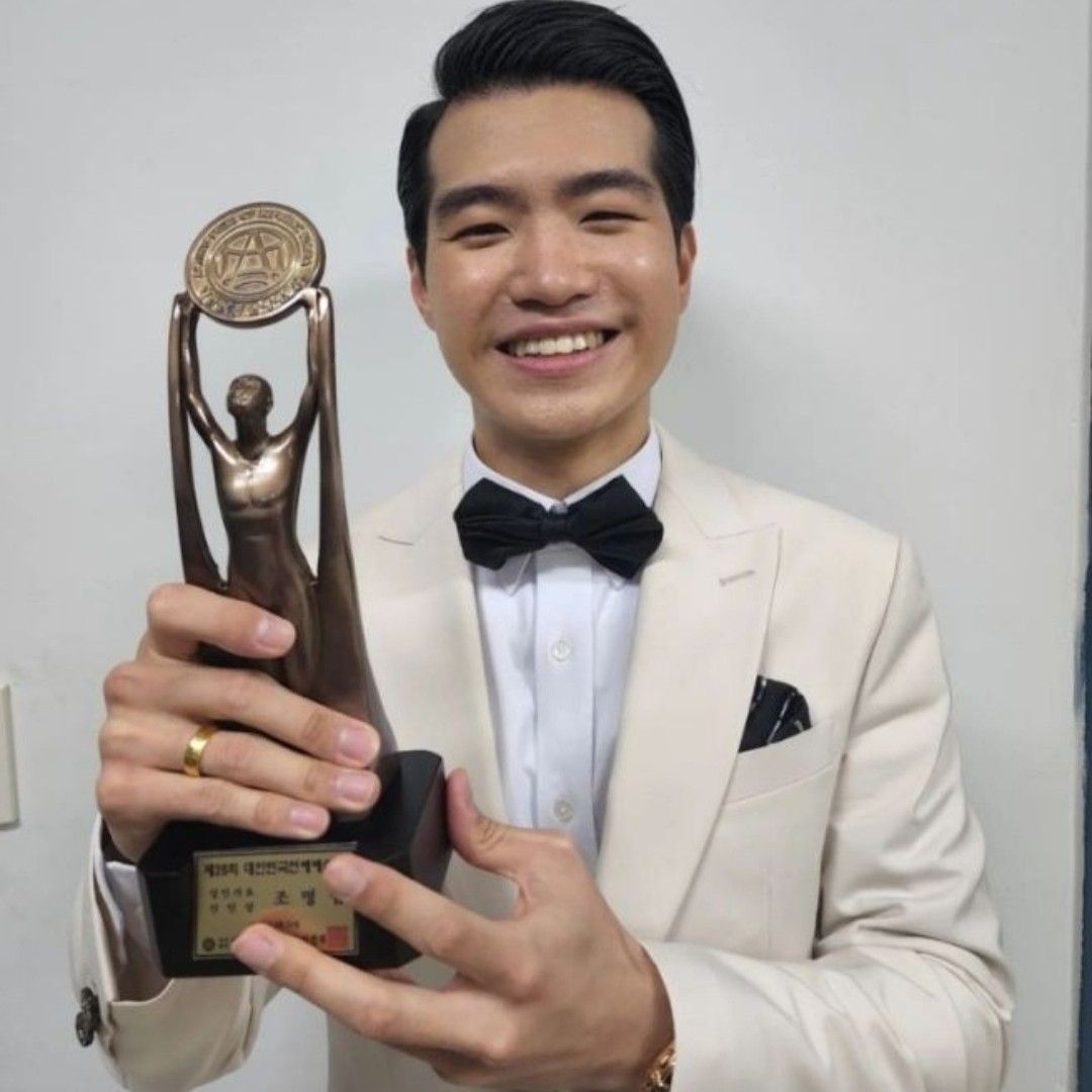 粉丝拍下的赵明燮瞬间