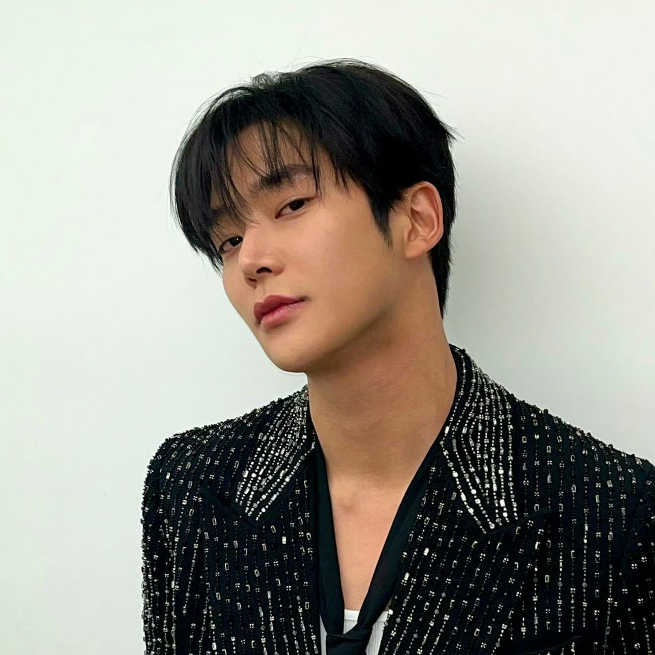 Foto kegiatan terbaru dari Rowoon