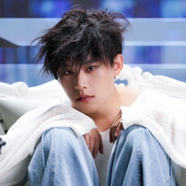 A moment captured by a fan of Kim Sungcheol