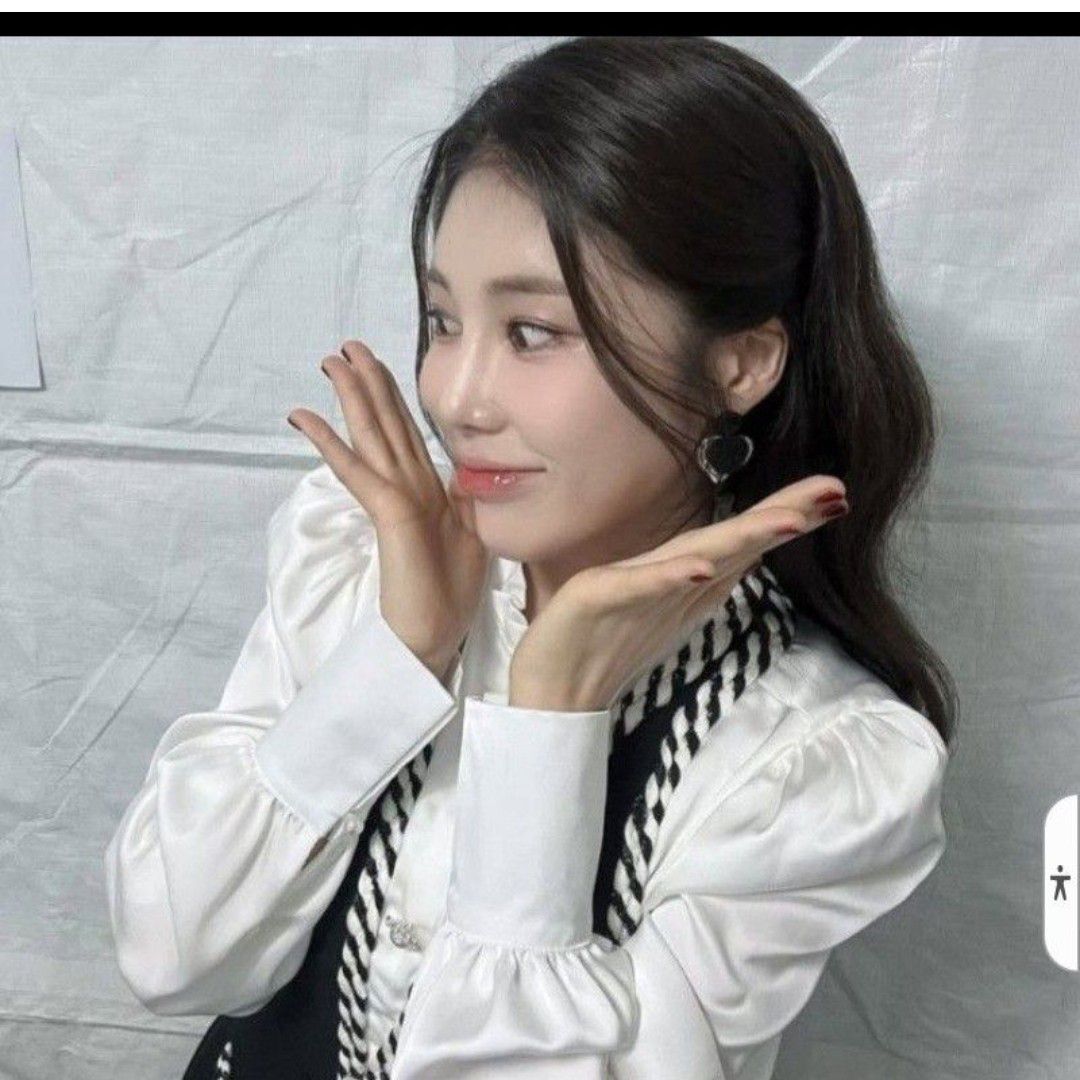 Momen yang diabadikan oleh penggemar Kim Soyou