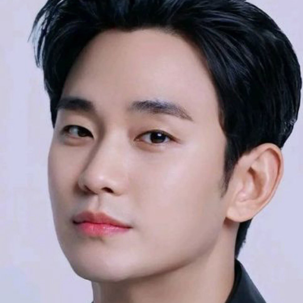 Behind-the-scenes cut of Kim Soohyun