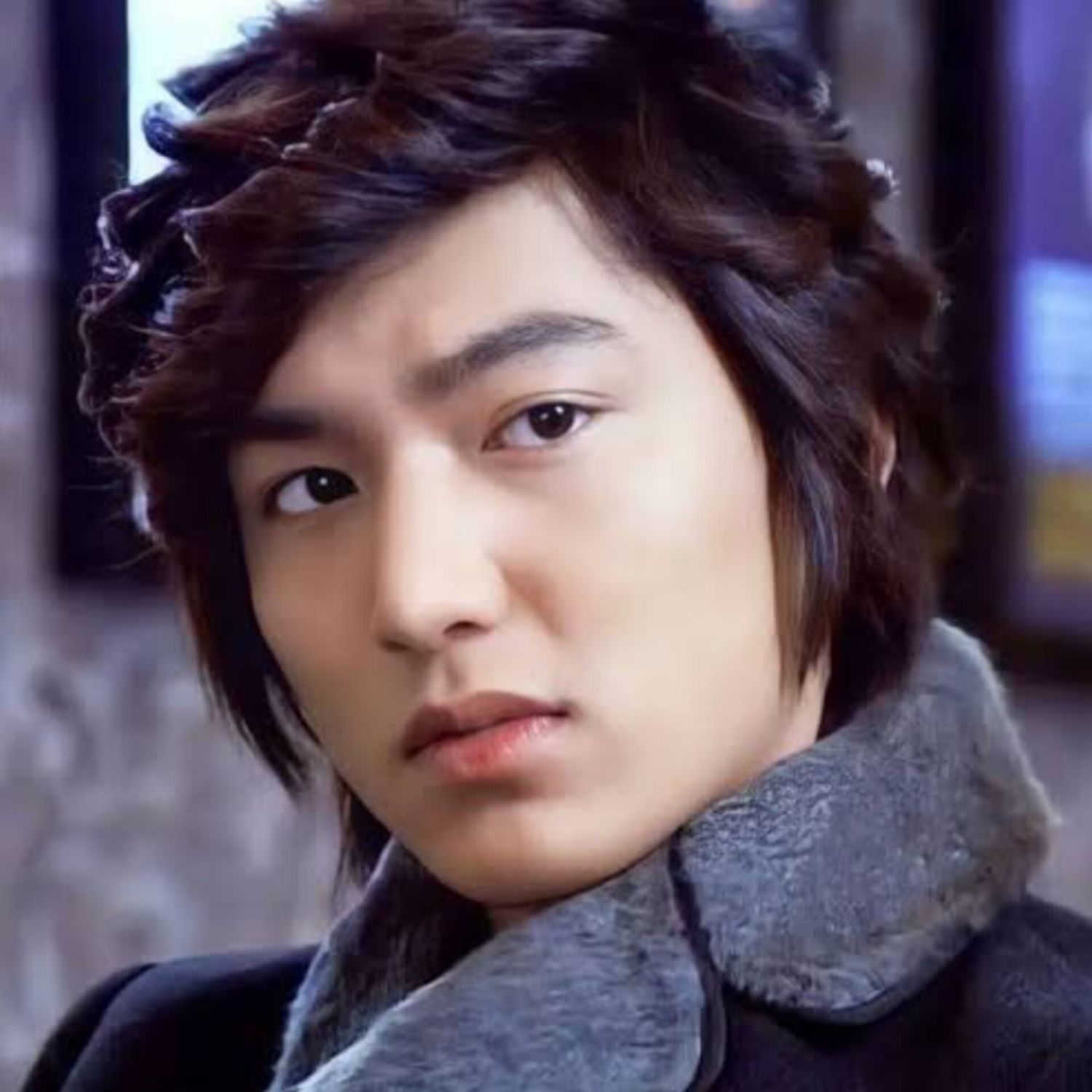 イ・ミンホの最近の活動ショット