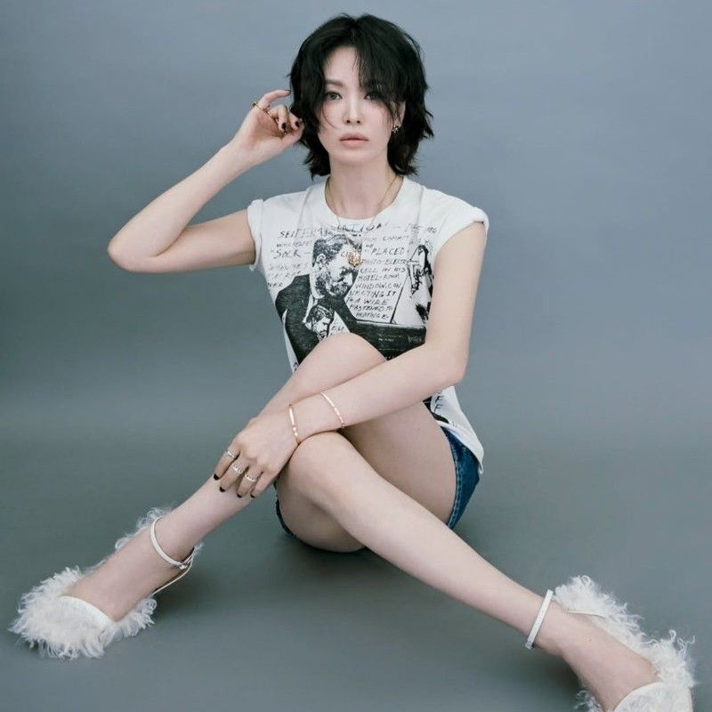 A moment captured by a fan of Song Hyekyo