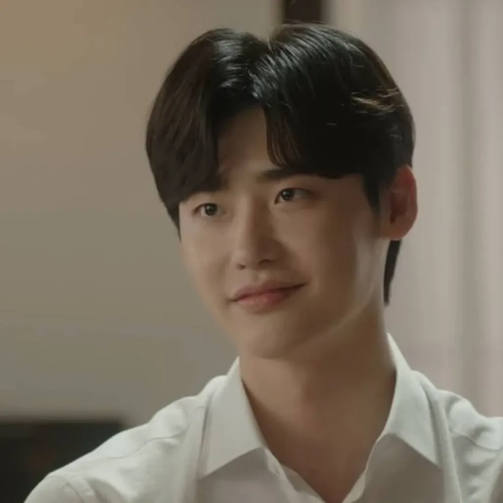 A moment captured by a fan of Lee Jongsuk