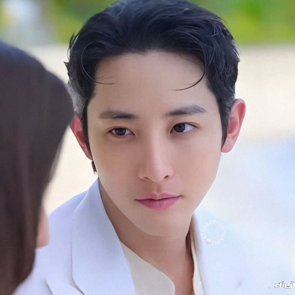 Latest photo of Lee Soohyuk
