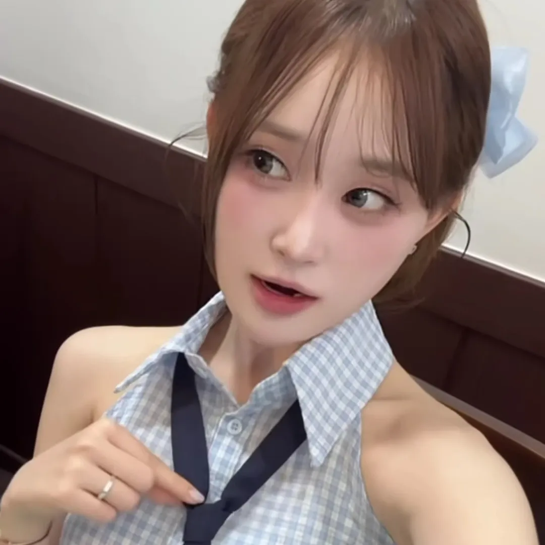 Foto kegiatan terbaru dari Kim Dahyun