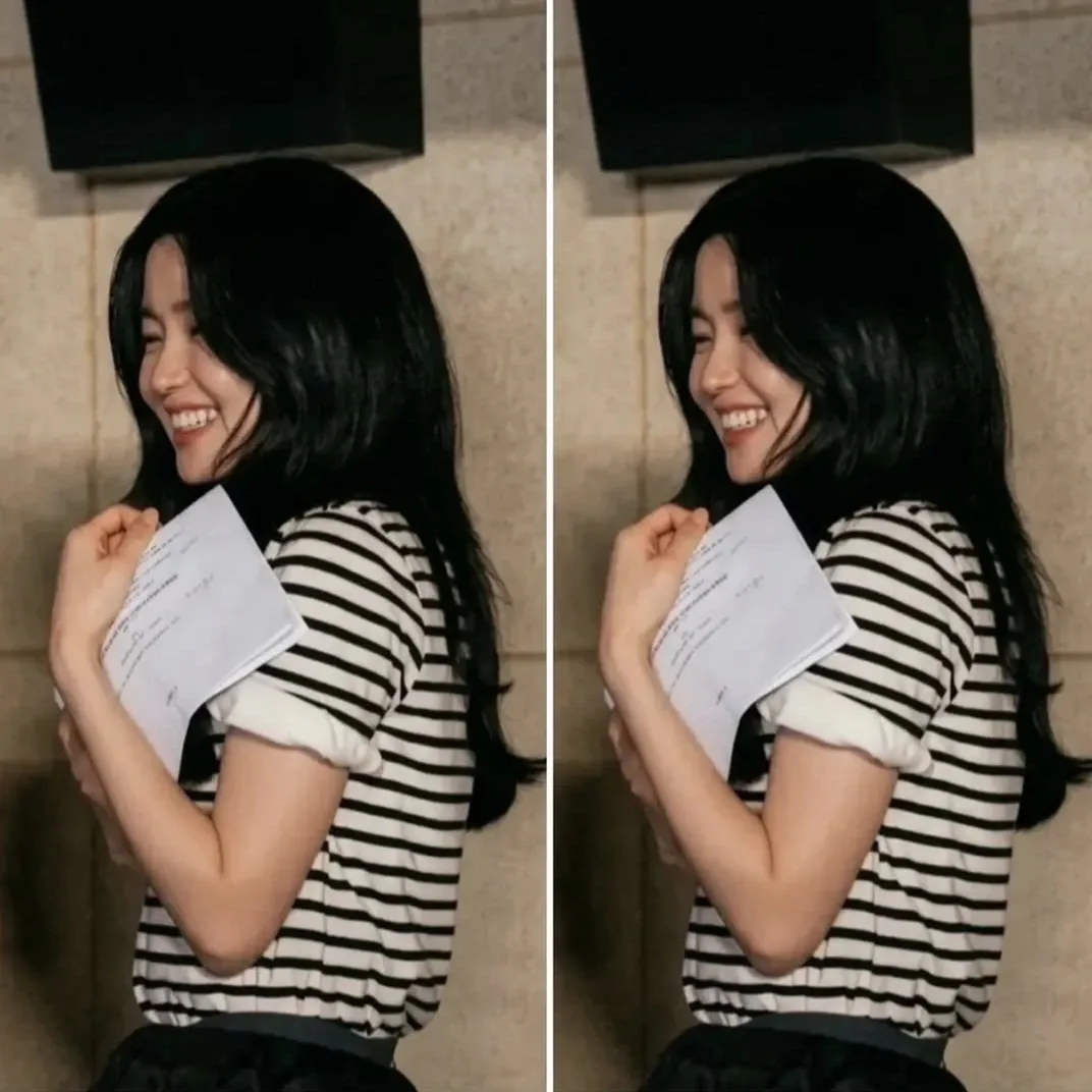 Behind-the-scenes cut of Kim Taeri