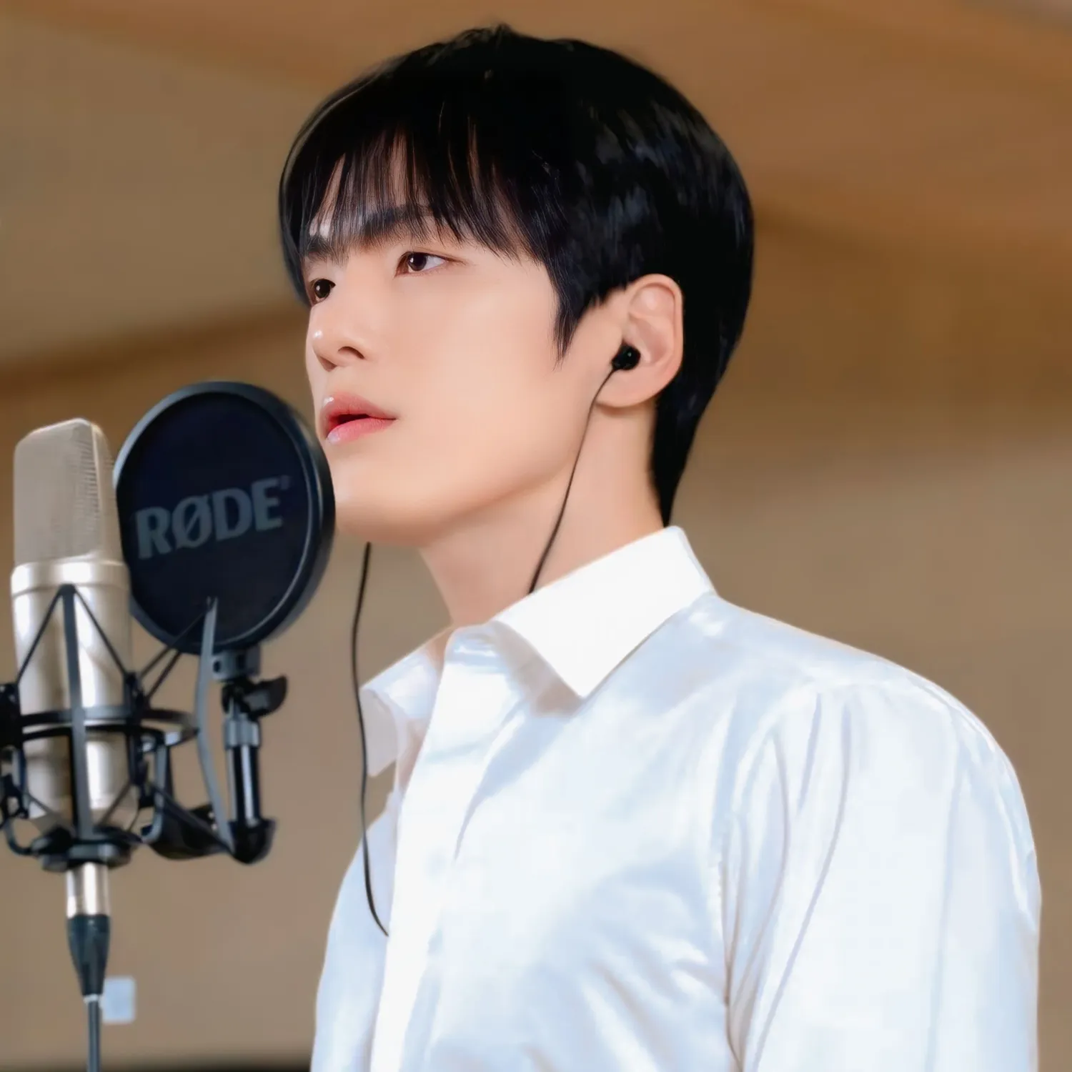 김정현의 최신 사진