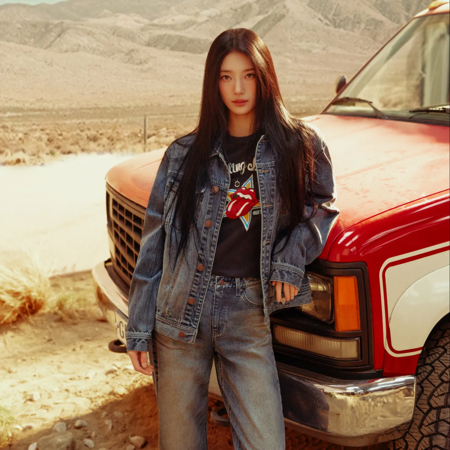 Recent activity shot of Bae Suzy