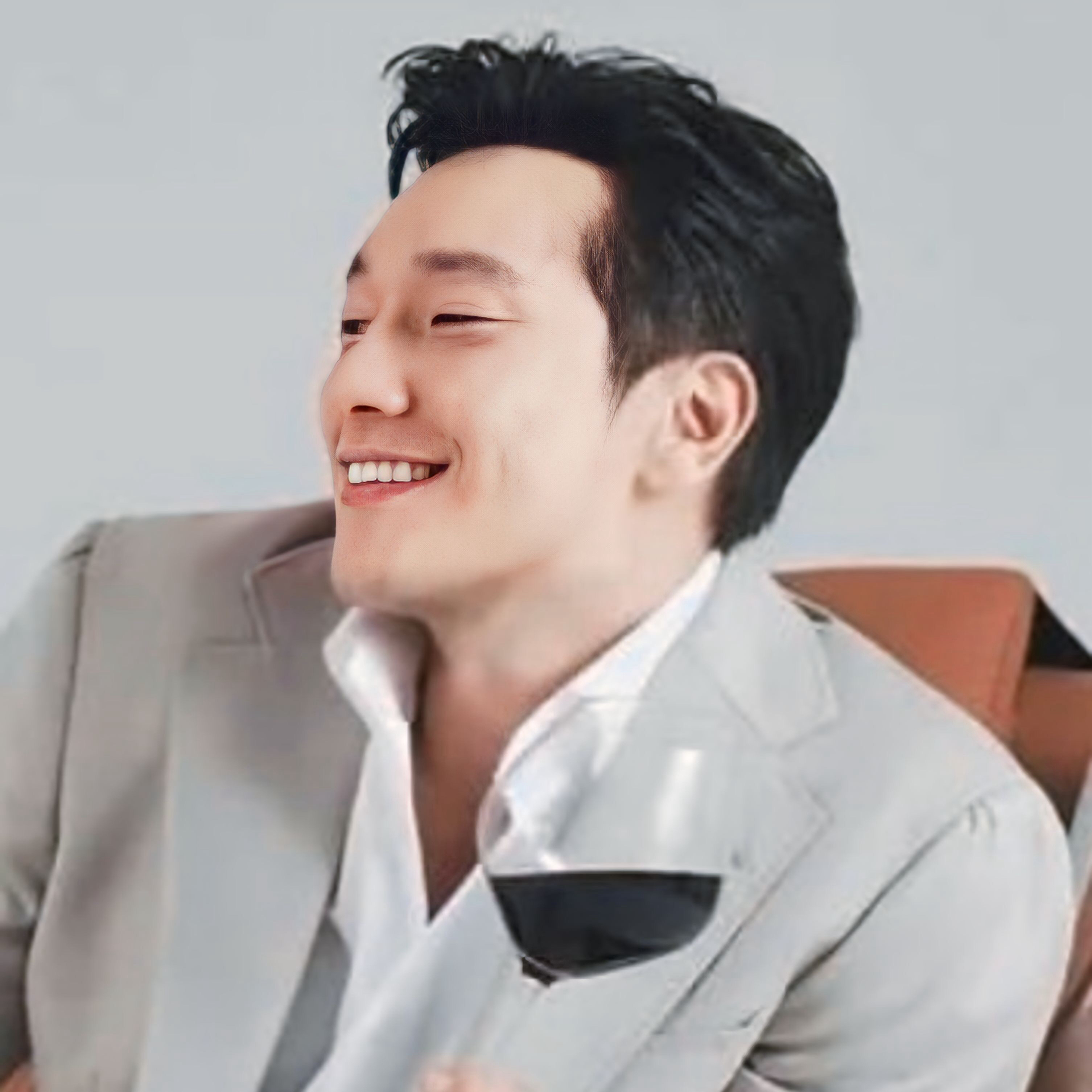 Cuplikan di balik layar dari Son Seokkoo