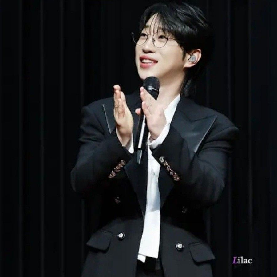 Recent activity shot of An Sunghoon