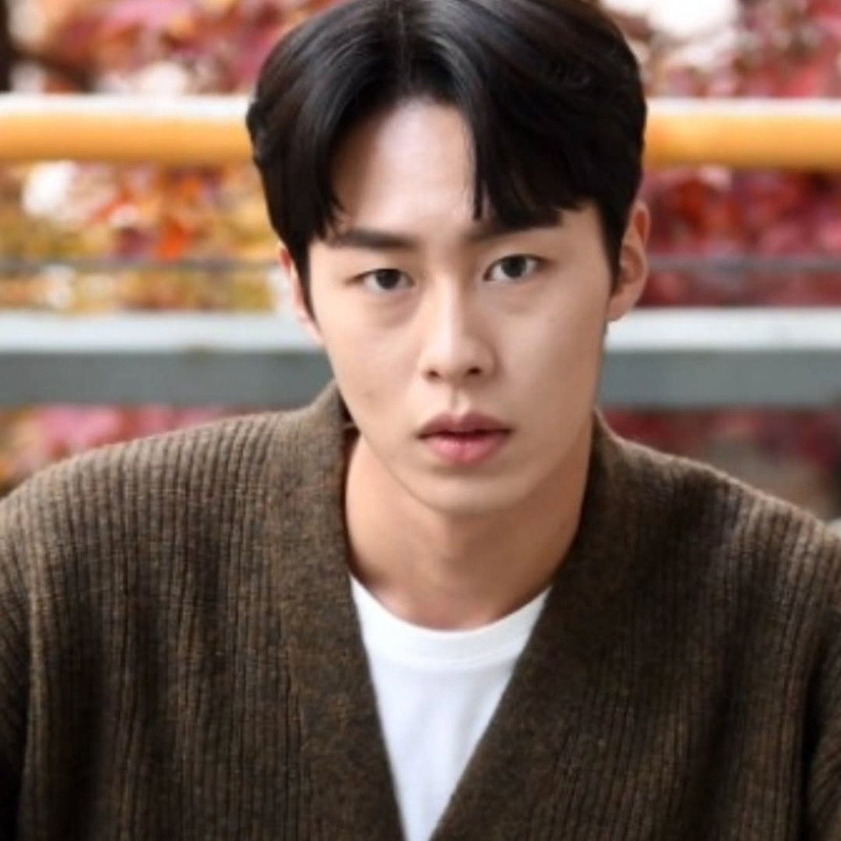 Recent activity shot of Lee Jaewook