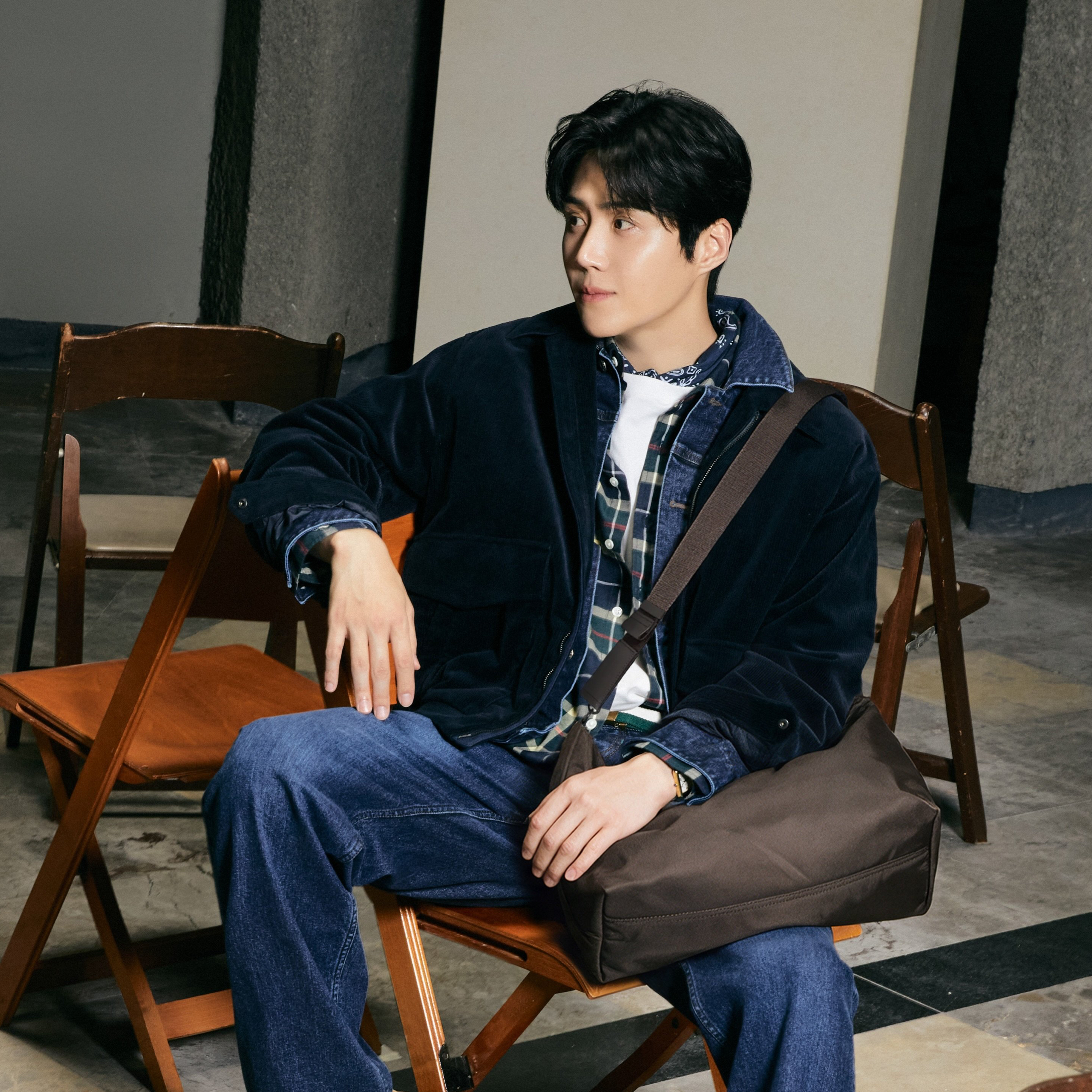 Behind-the-scenes cut of Kim Seonho
