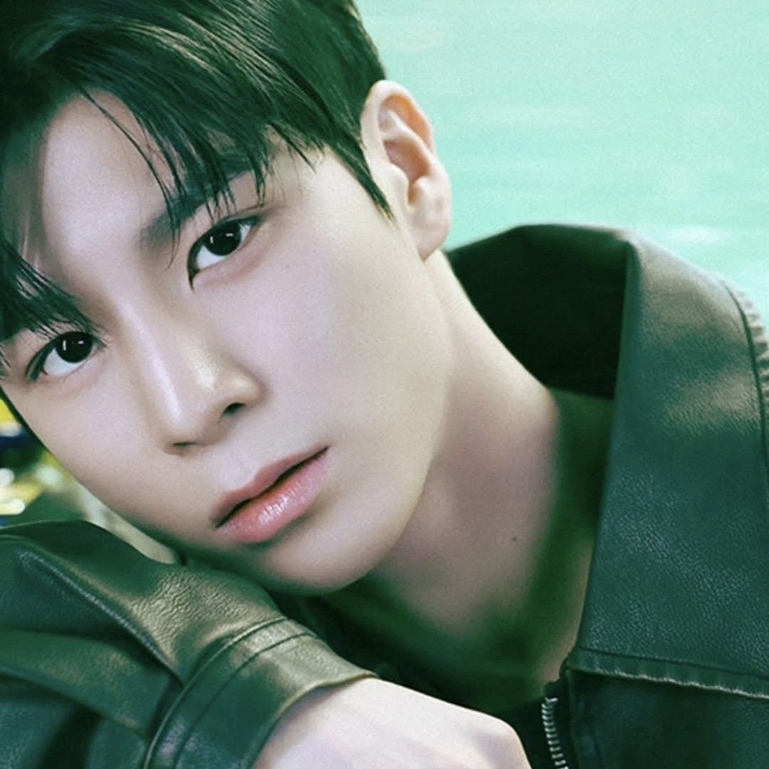 Foto kegiatan terbaru dari Jeong Dongwon